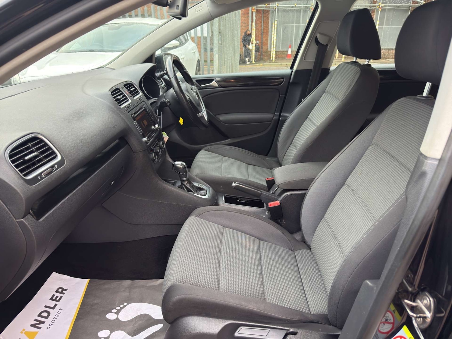 Used Volkswagen Golf 2012 for sale - 77180060: Photo 19