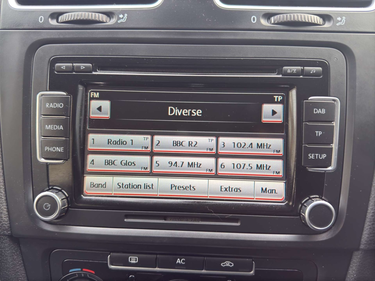 Used Volkswagen Golf 2012 for sale - 77180060: Photo 30