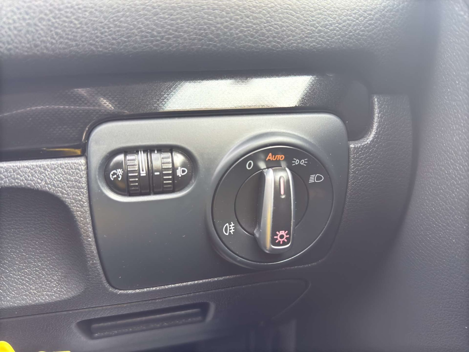 Used Volkswagen Golf 2012 for sale - 77180060: Photo 36