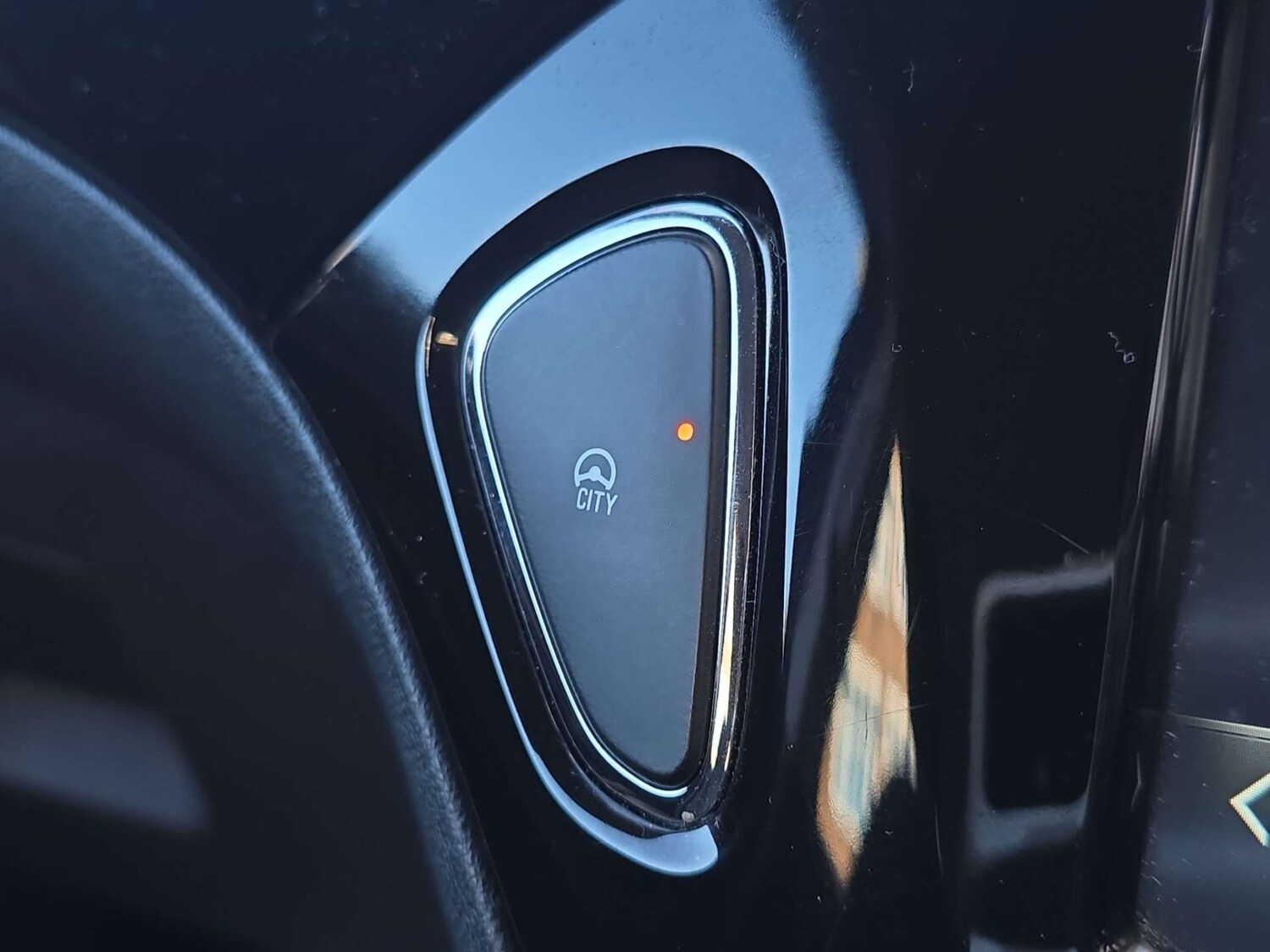 Used Vauxhall Corsa 2016 for sale - 76251646: Photo 31