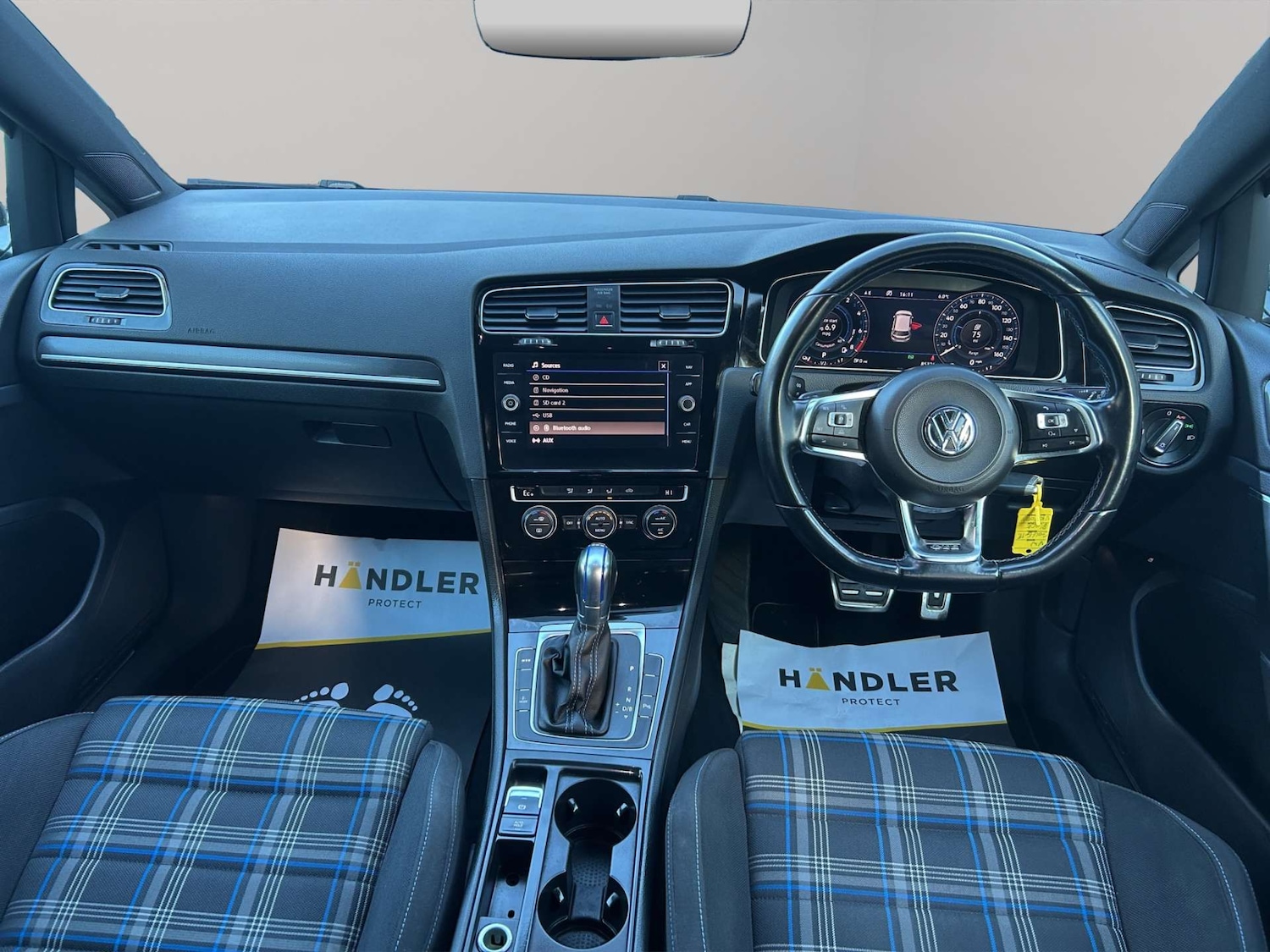 Used Volkswagen Golf 2017 for sale - 77437512: Photo 22