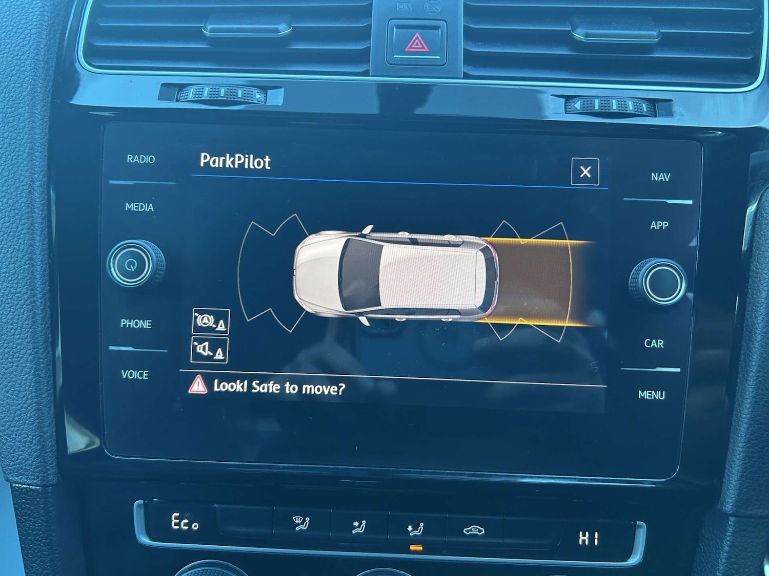 Used Volkswagen Golf 2017 for sale - 77437512: Photo 28