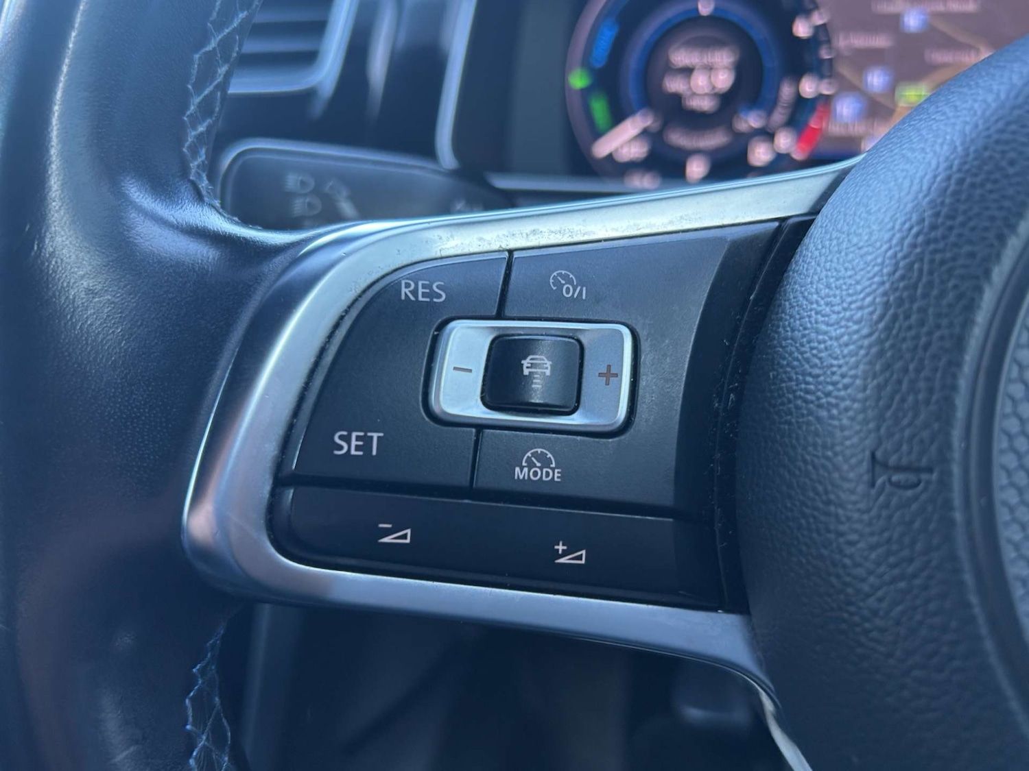 Used Volkswagen Golf 2017 for sale - 77437512: Photo 33