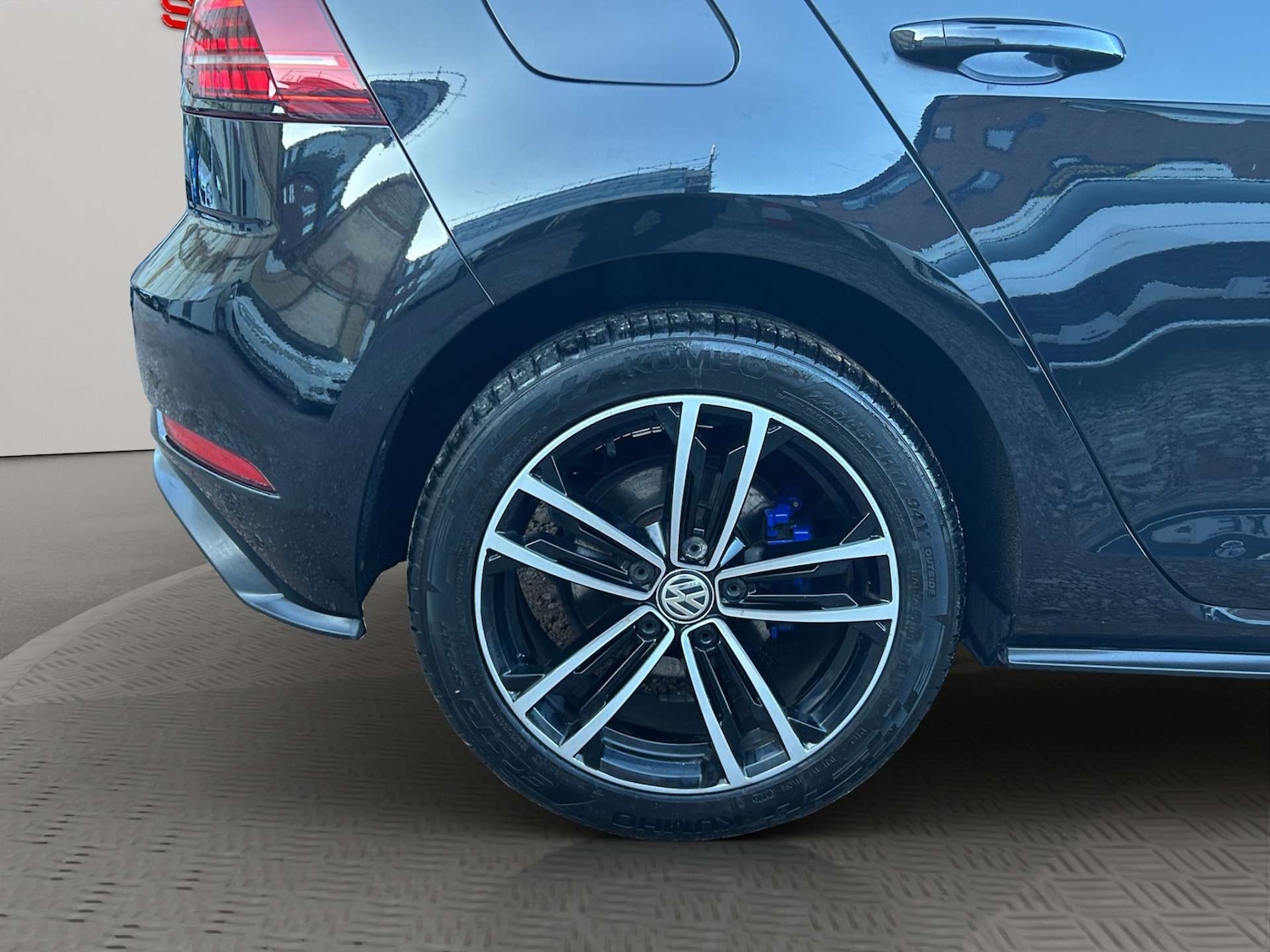 Used Volkswagen Golf 2017 for sale - 77437512: Photo 47