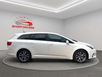 Used Toyota Avensis 2014 for sale - 76038482: Photo
