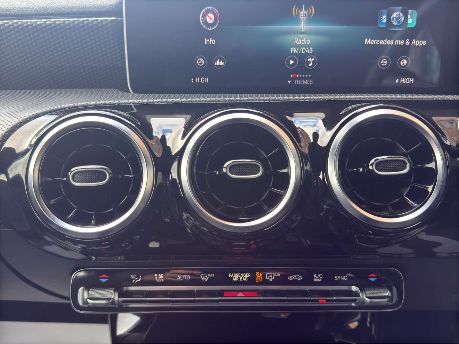 Used Mercedes-Benz A-Class 2019 for sale - 76352622: Photo 30