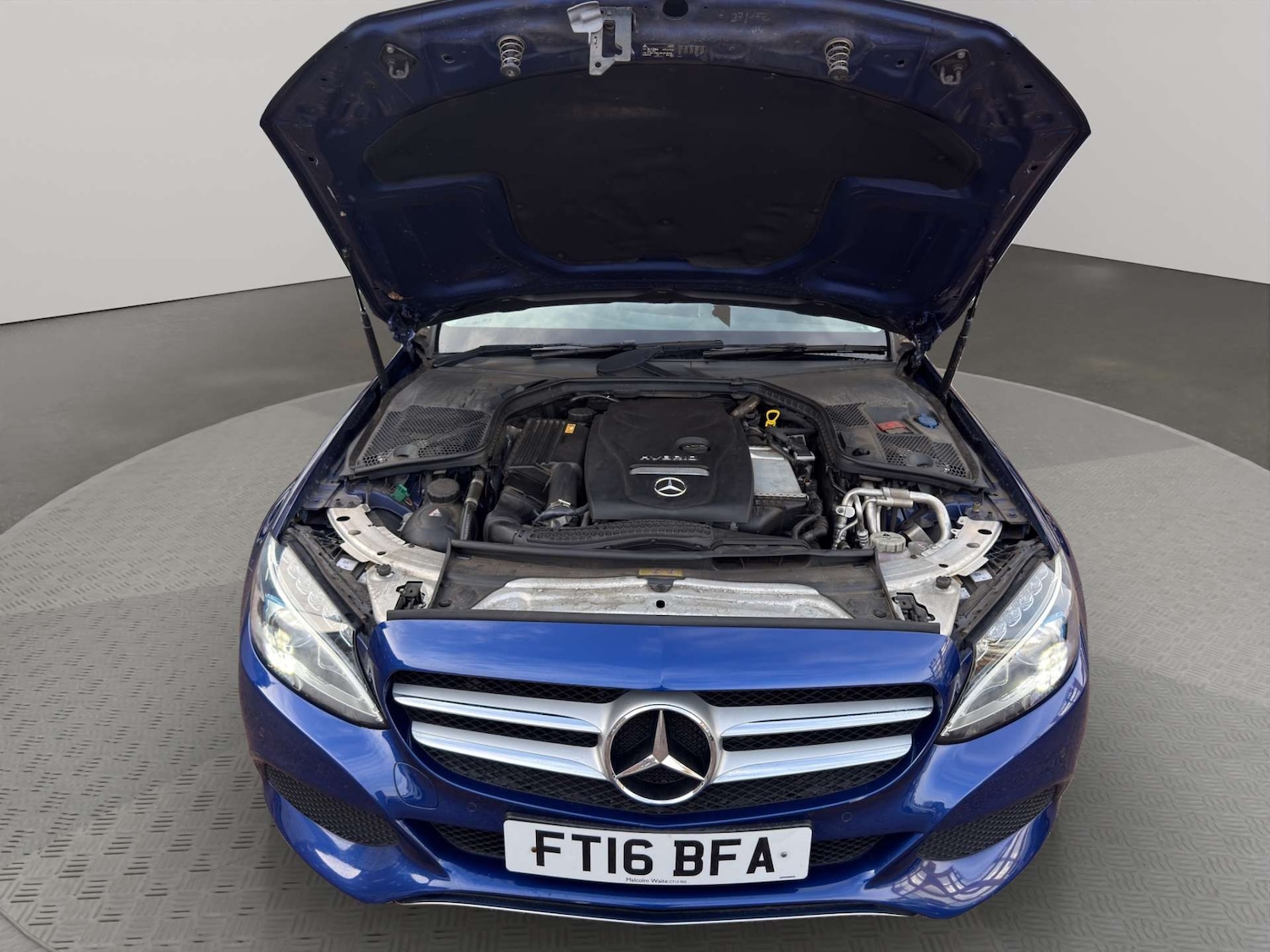 Used Mercedes-Benz C Class 2016 for sale - 77594873: Photo 2