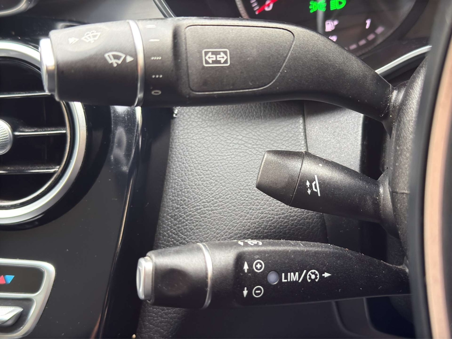 Used Mercedes-Benz C Class 2016 for sale - 77594873: Photo 38