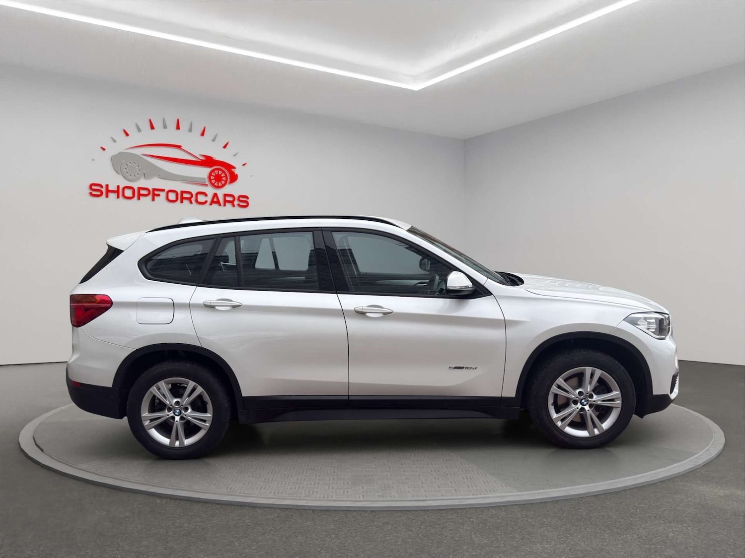 Used BMW X1 2017 for sale - 77523348: Photo 2