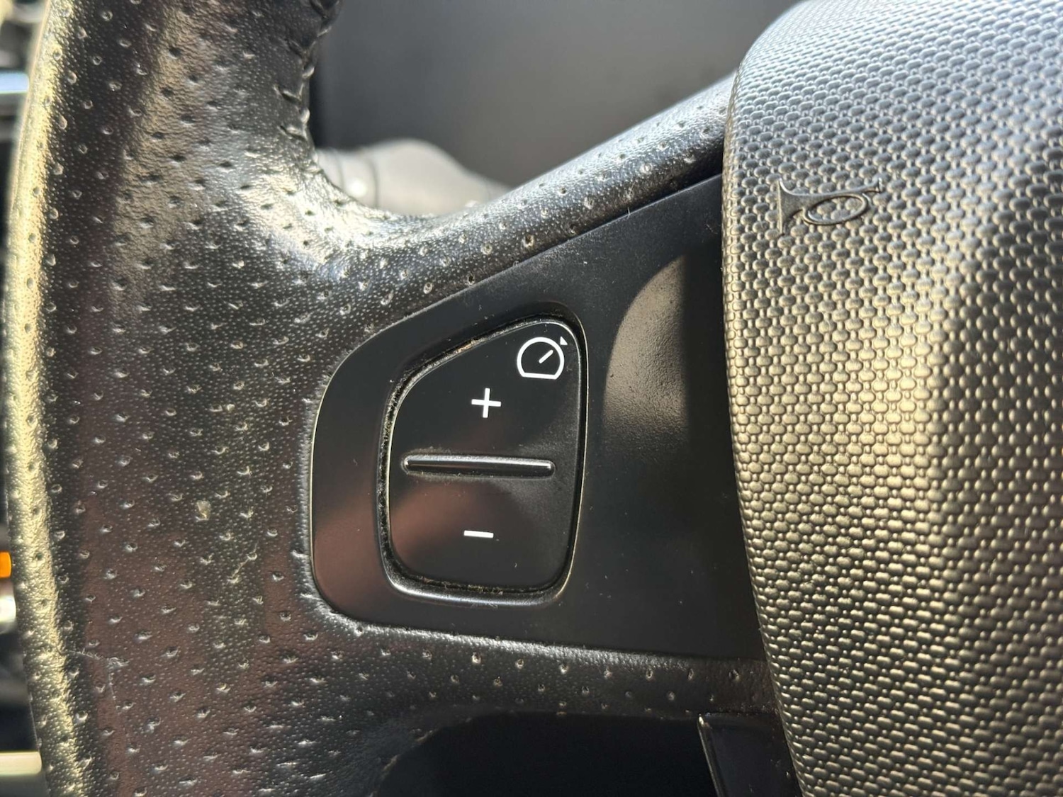 Used Renault Zoe 2019 for sale - 76706757: Photo 32