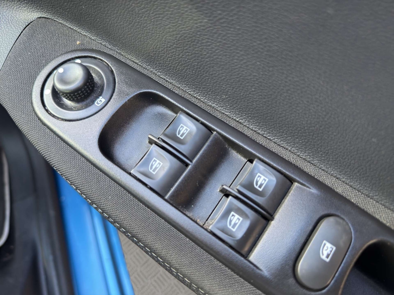 Used Renault Zoe 2019 for sale - 76706757: Photo 38