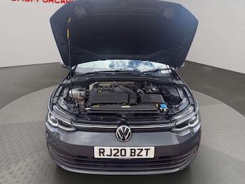 Used Volkswagen Golf 2020 for sale - 78882894: Photo