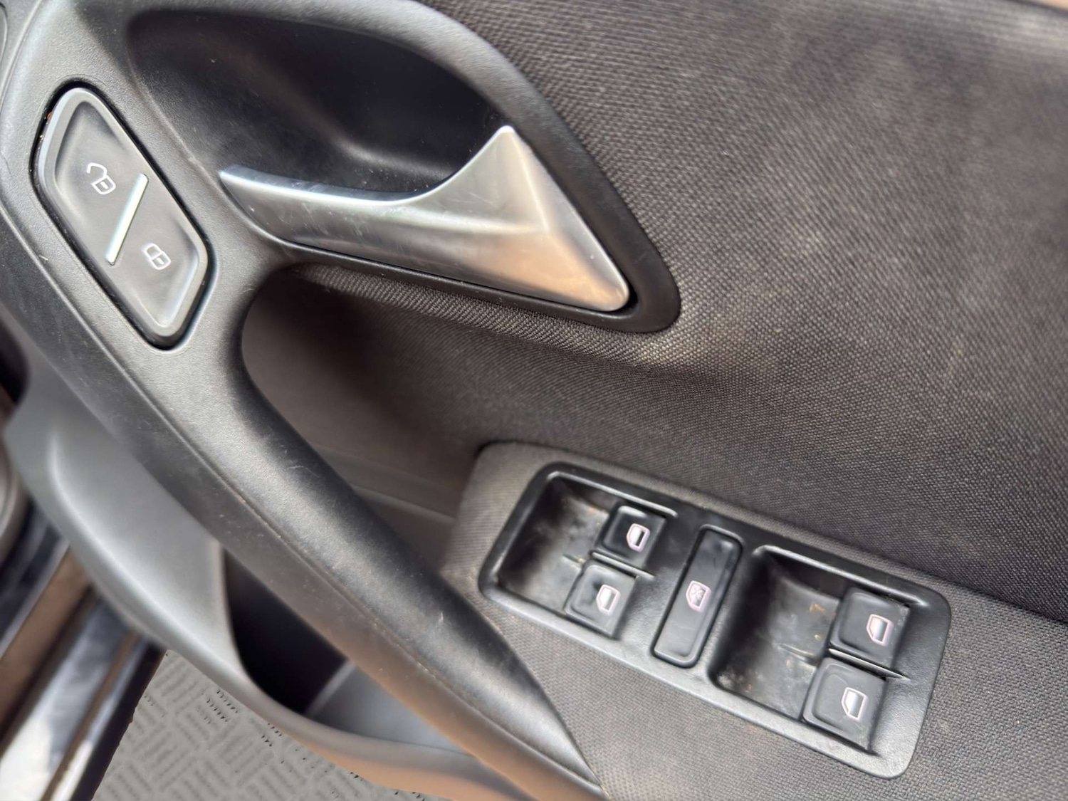 Used Volkswagen Polo 2016 for sale - 77241505: Photo 24