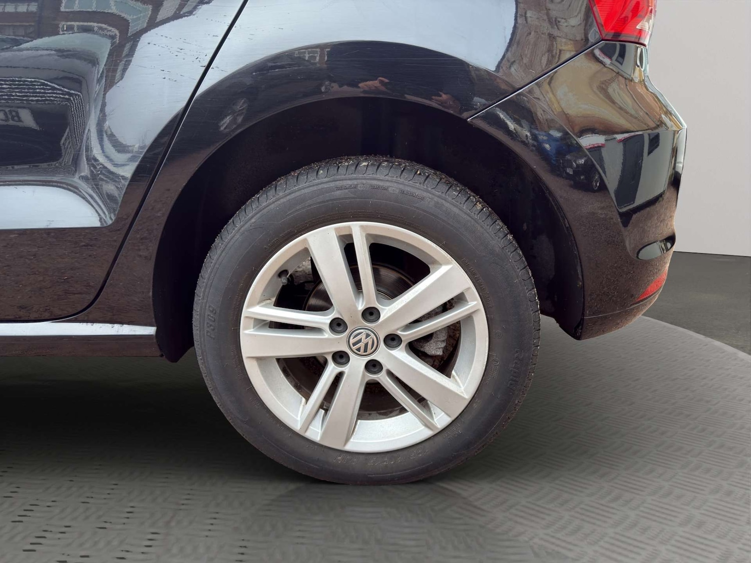 Used Volkswagen Polo 2016 for sale - 77241505: Photo 28