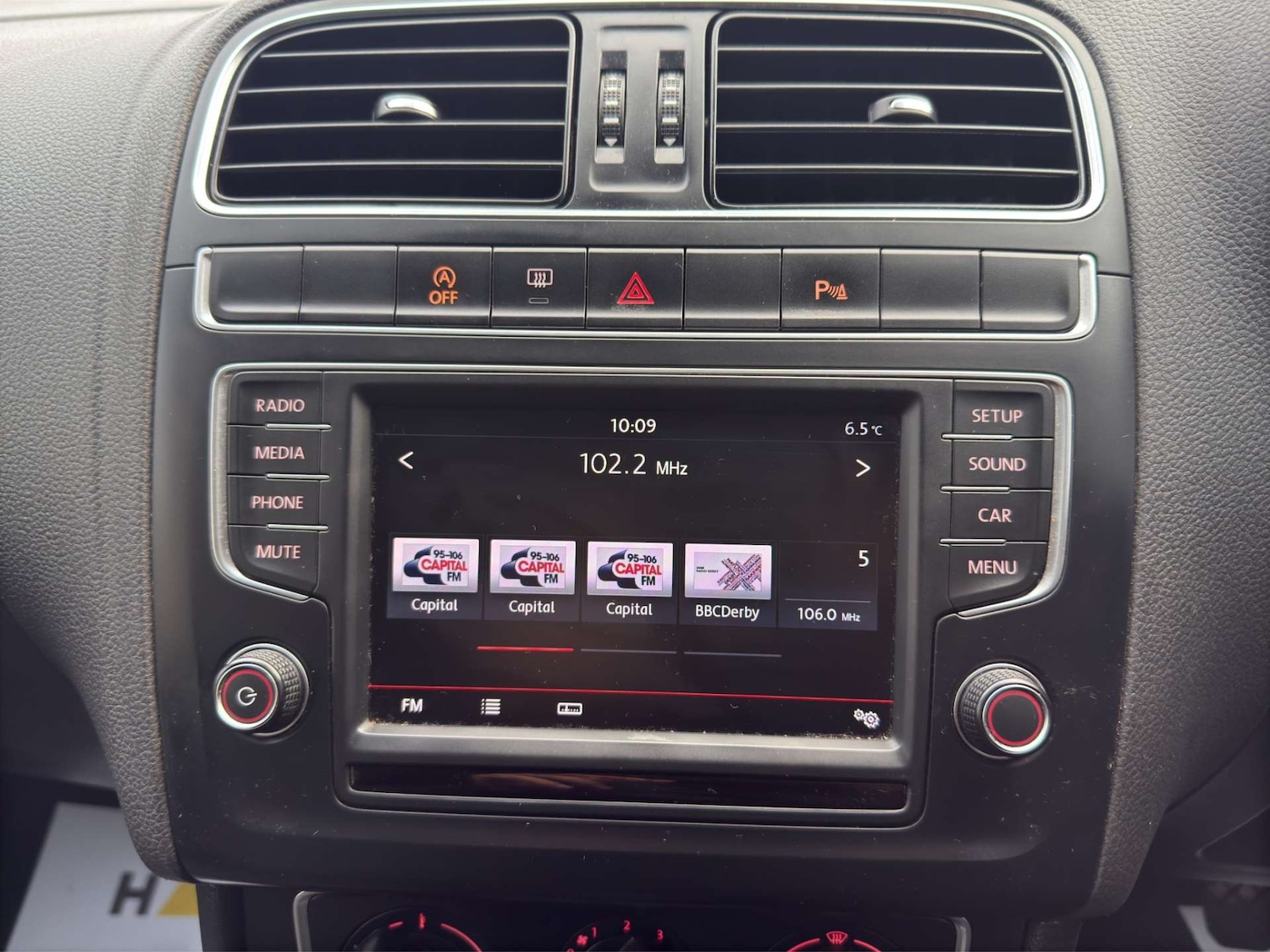 Used Volkswagen Polo 2016 for sale - 77241505: Photo 34