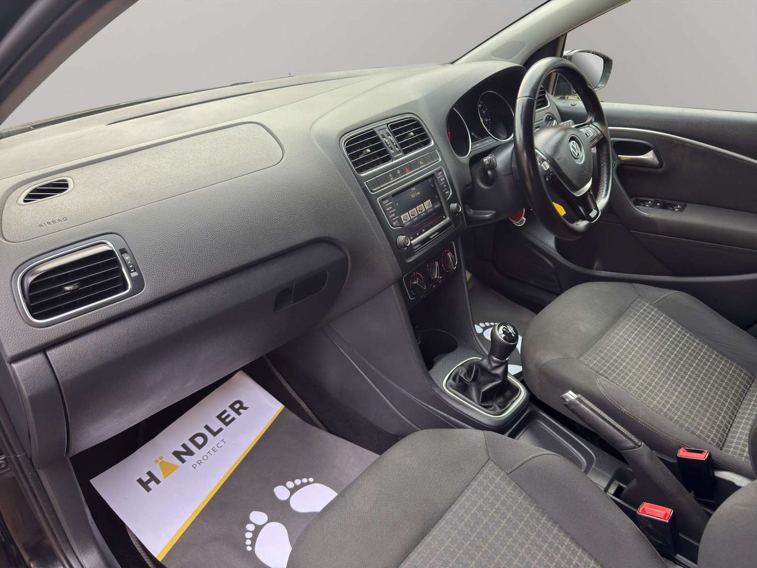 Used Volkswagen Polo 2016 for sale - 77241505: Photo 9