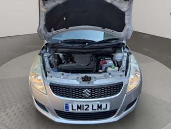 Used Suzuki Swift 2012 for sale - 74970311: Photo