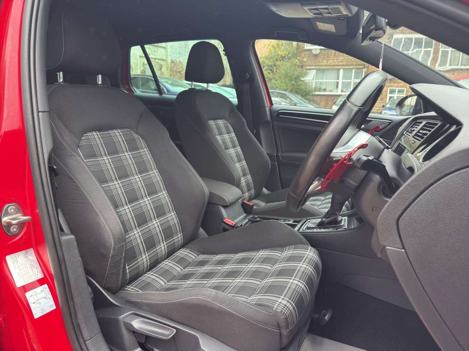 Used Volkswagen Golf 2015 for sale - 76219294: Photo 17