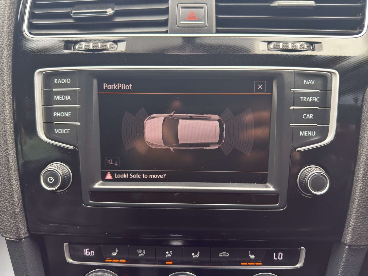 Used Volkswagen Golf 2015 for sale - 76219294: Photo 33