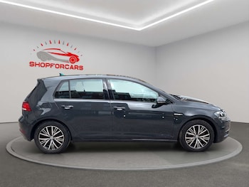Used Volkswagen Golf 2018 for sale - 78885268: Photo