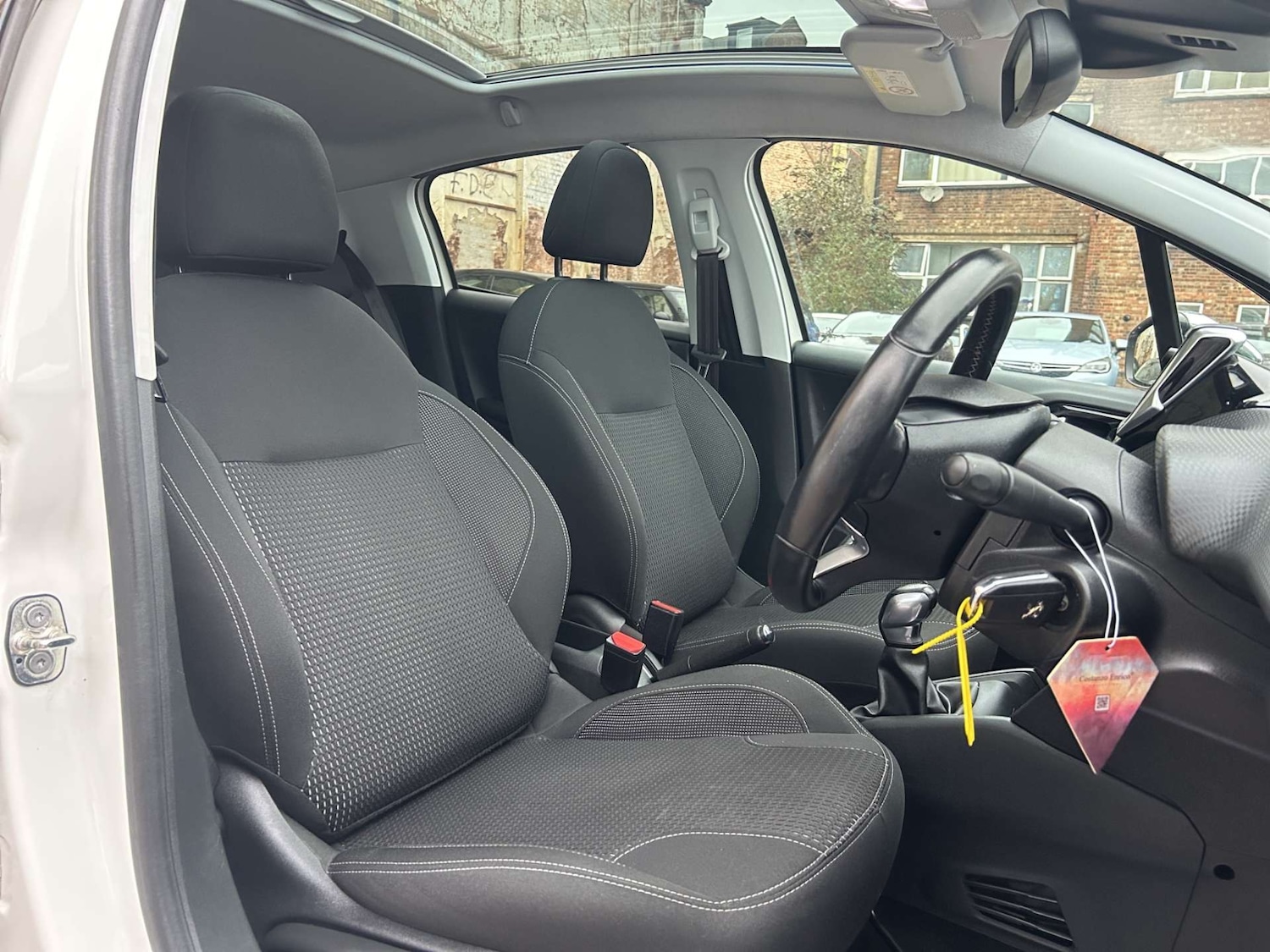 Used Peugeot 208 2019 for sale - 77047460: Photo 13