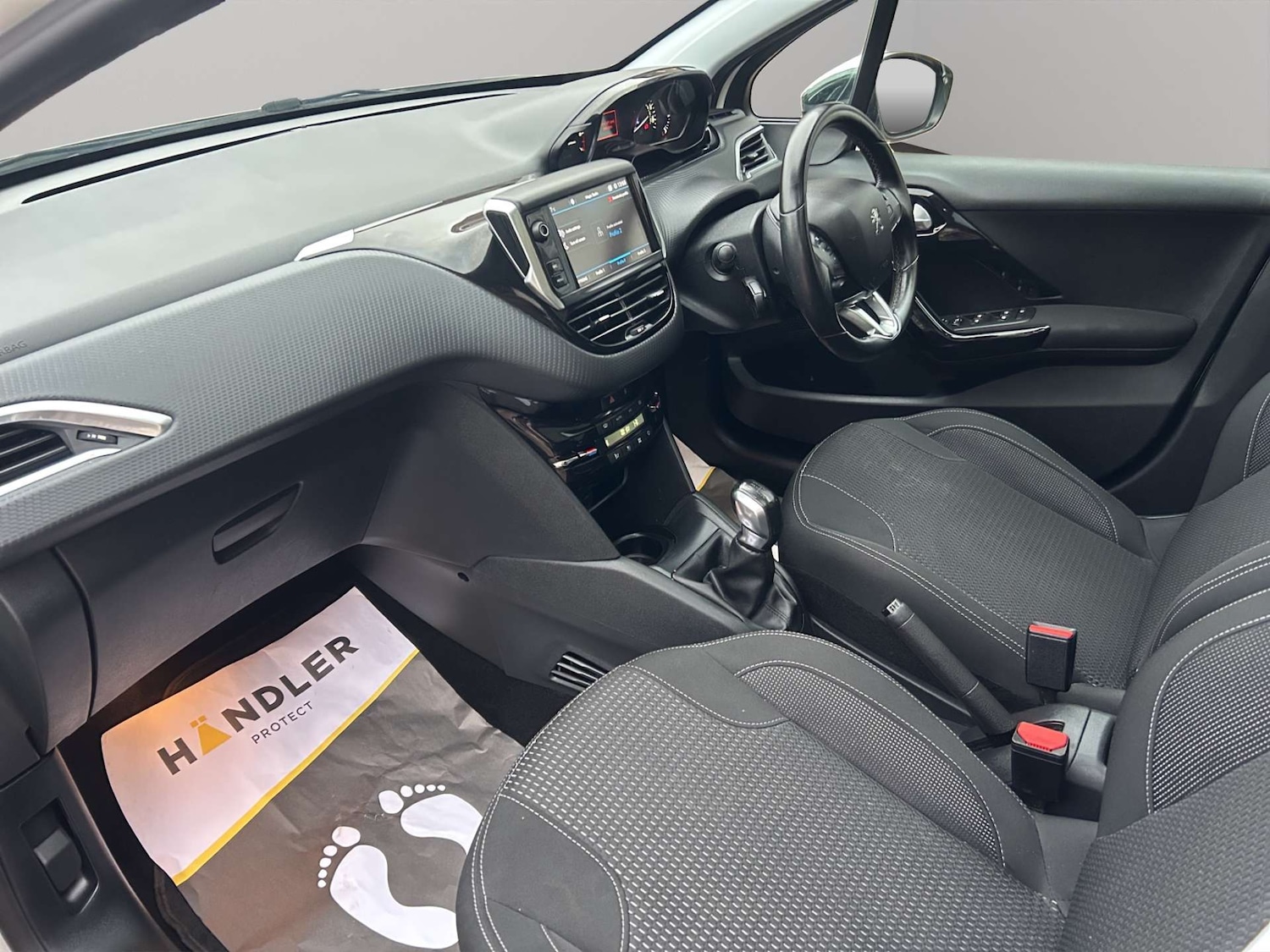 Used Peugeot 208 2019 for sale - 77047460: Photo 16