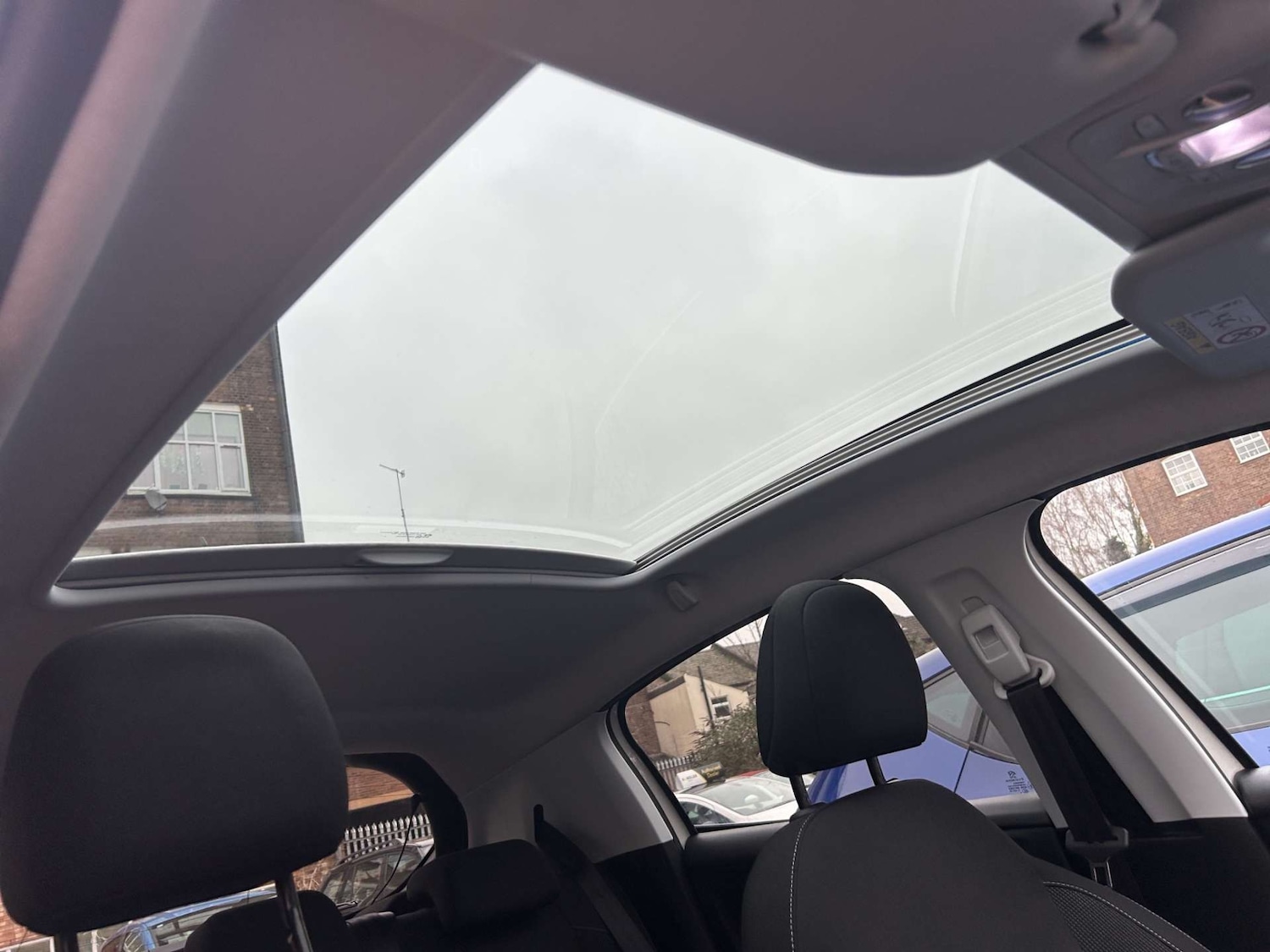 Used Peugeot 208 2019 for sale - 77047460: Photo 36