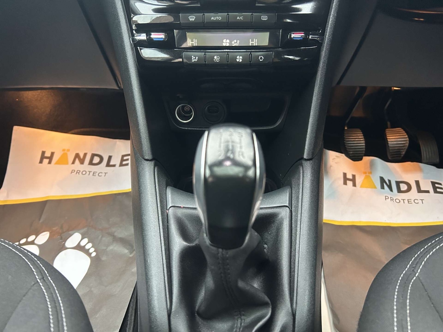 Used Peugeot 208 2019 for sale - 77047460: Photo 41