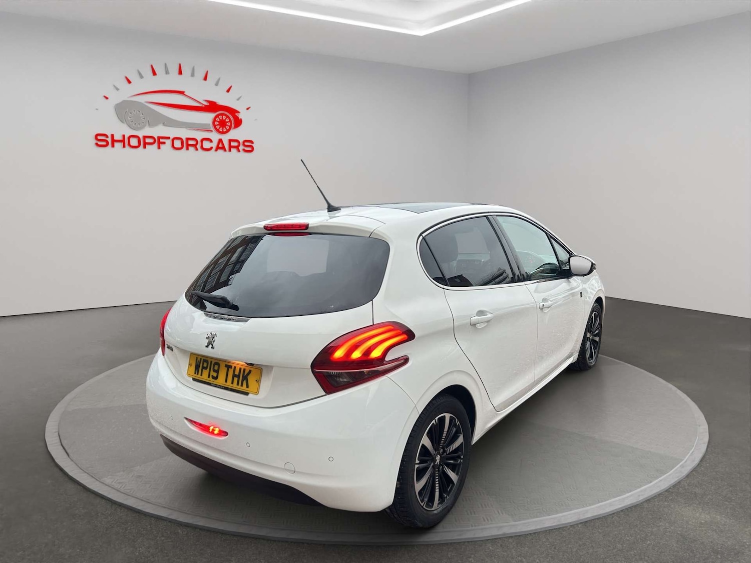 Used Peugeot 208 2019 for sale - 77047460: Photo 5