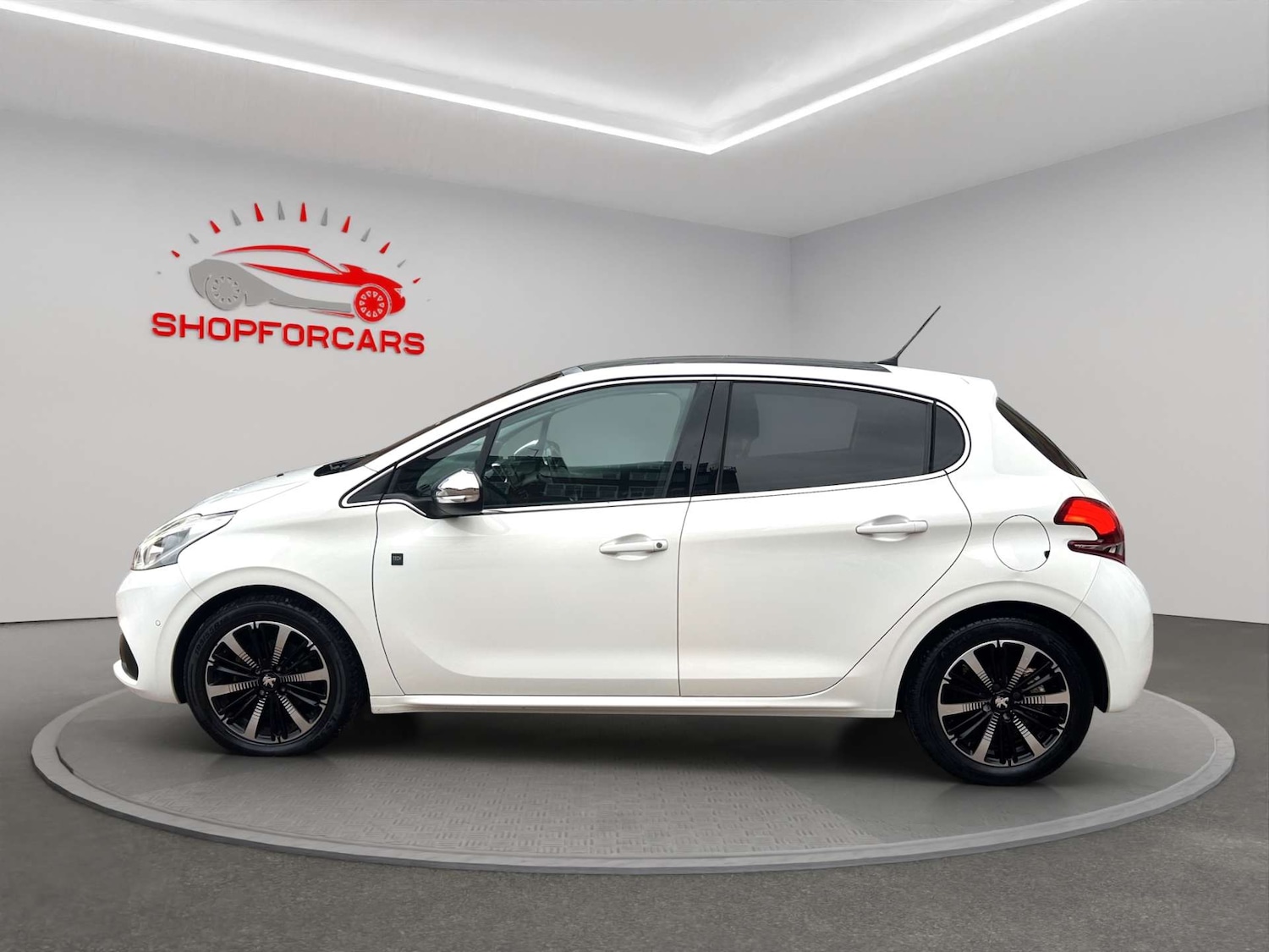 Used Peugeot 208 2019 for sale - 77047460: Photo 9