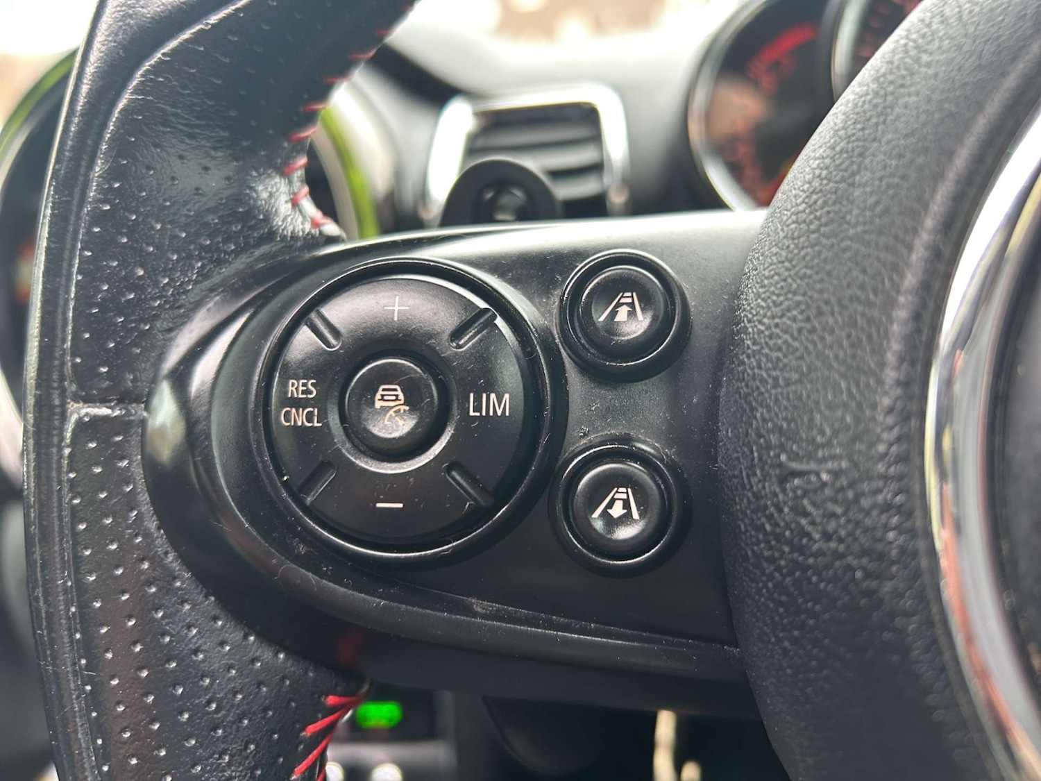 Used MINI Clubman 2016 for sale - 77652989: Photo 42