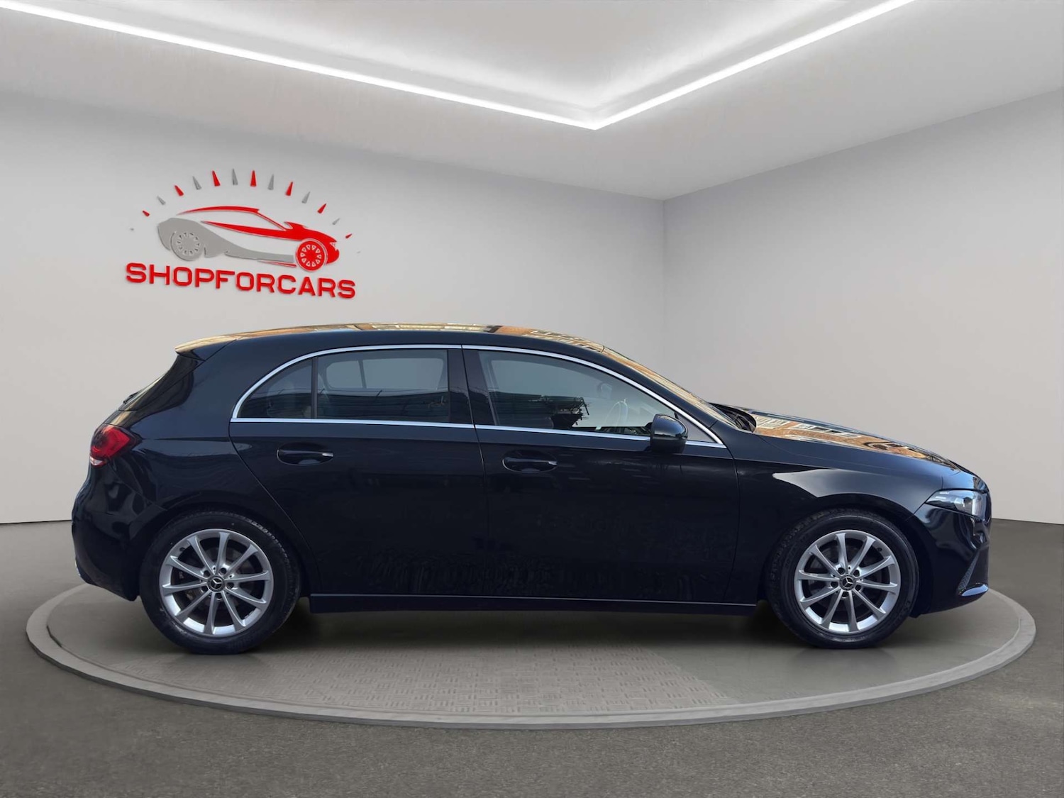 Used Mercedes-Benz A-Class 2019 for sale - 77594880: Photo 4