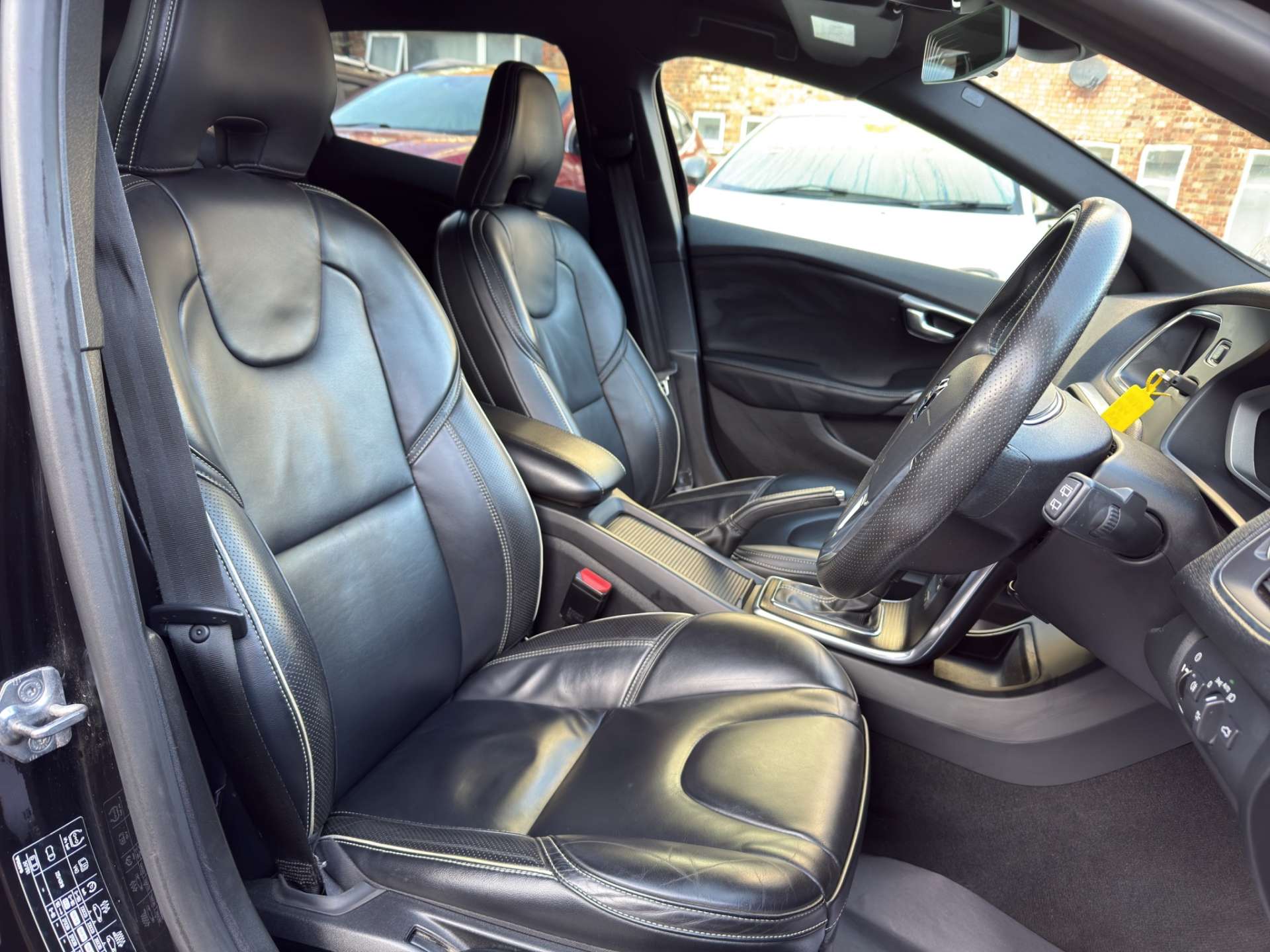 Used Volvo V40 2017 for sale - 77477809: Photo 13