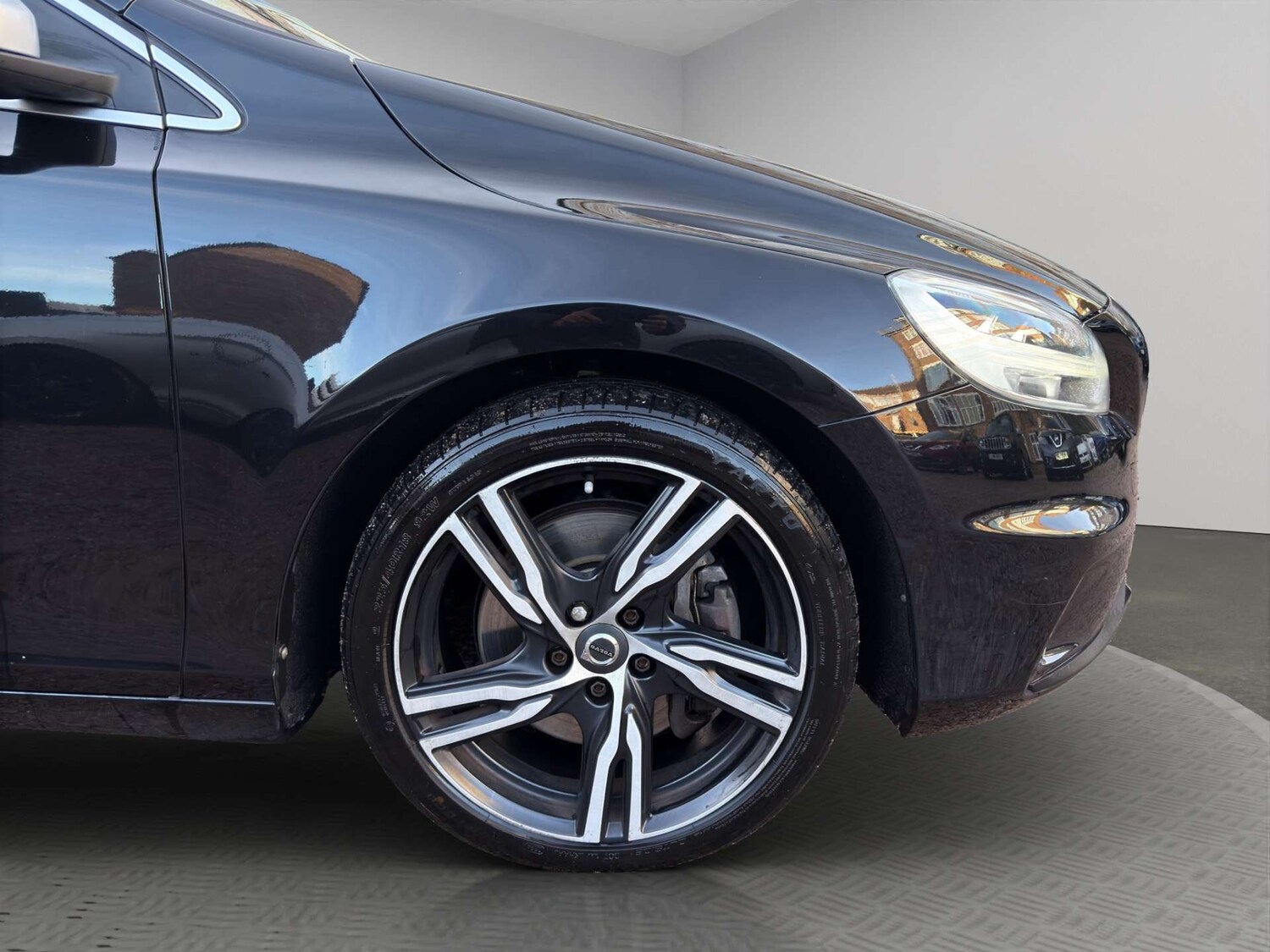 Used Volvo V40 2017 for sale - 77477809: Photo 51