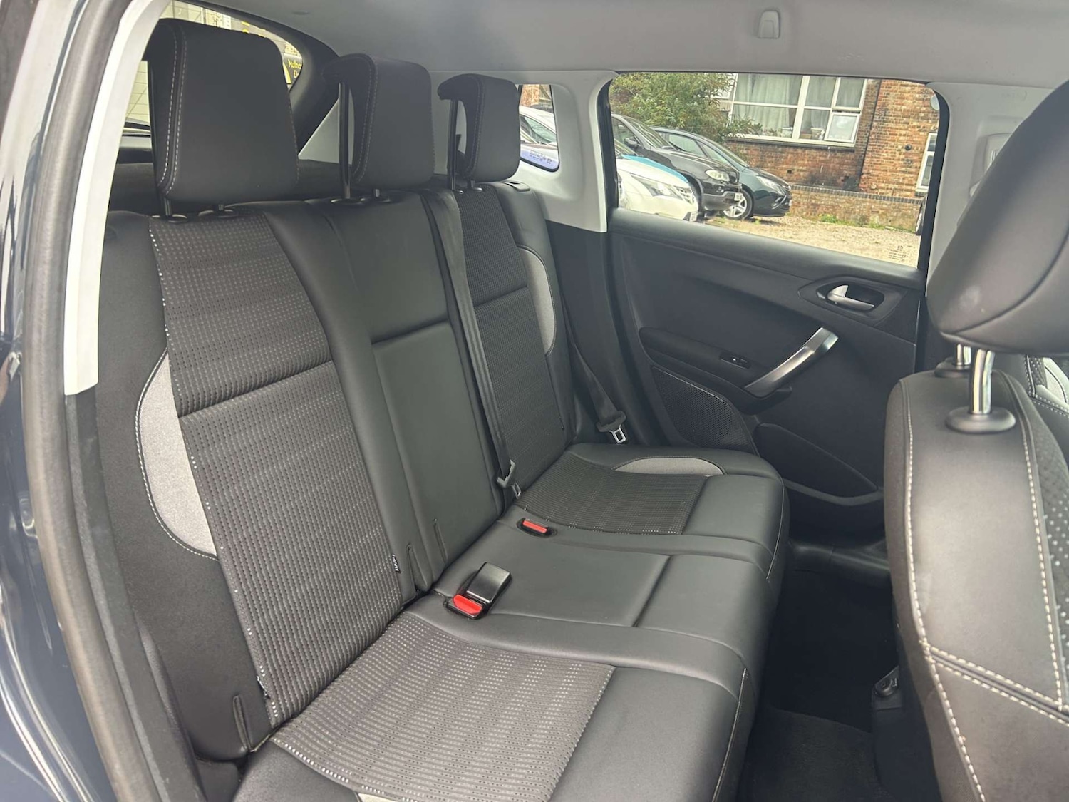 Used Peugeot 2008 2019 for sale - 77735040: Photo 16