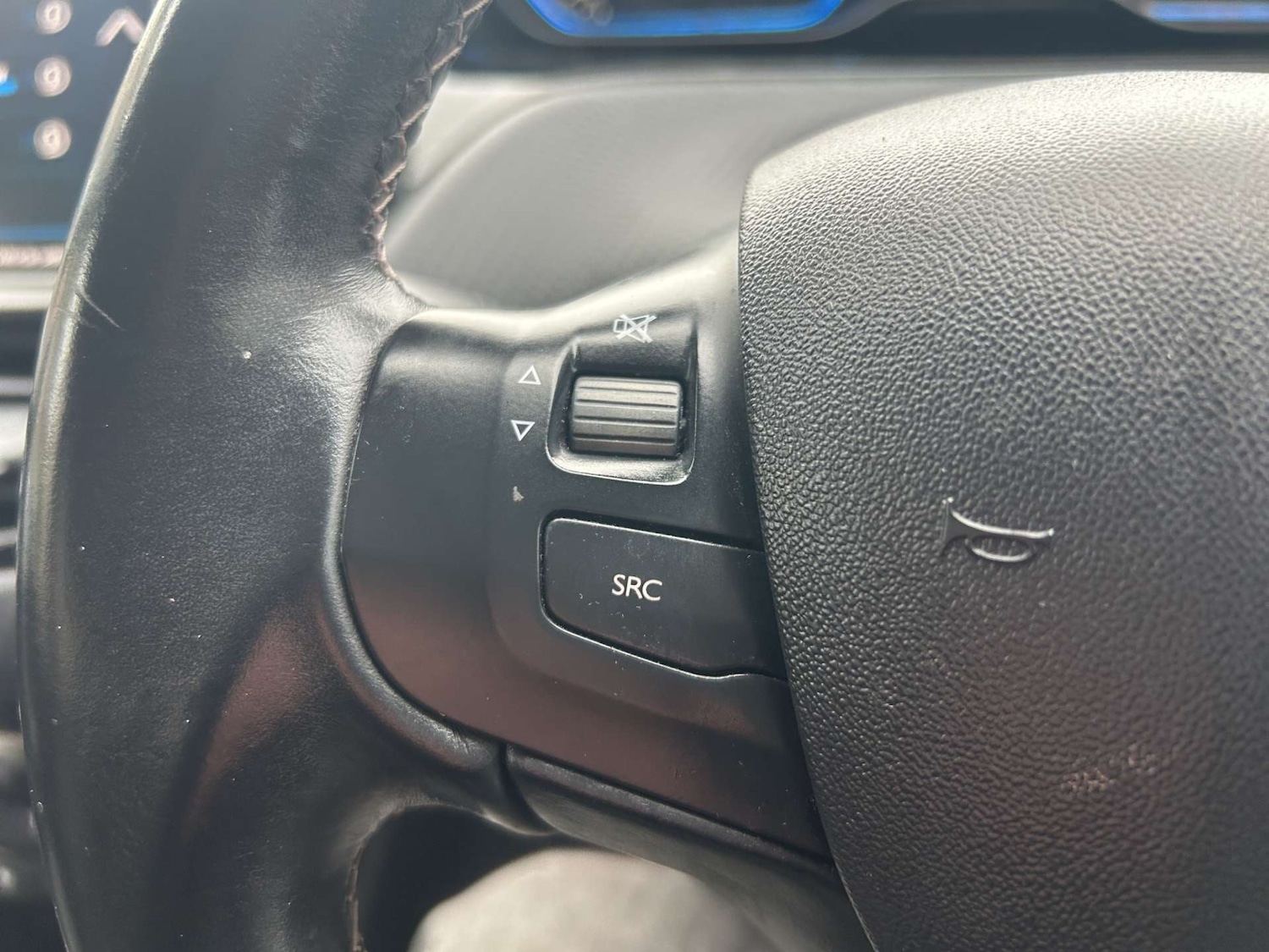 Used Peugeot 2008 2019 for sale - 77735040: Photo 33