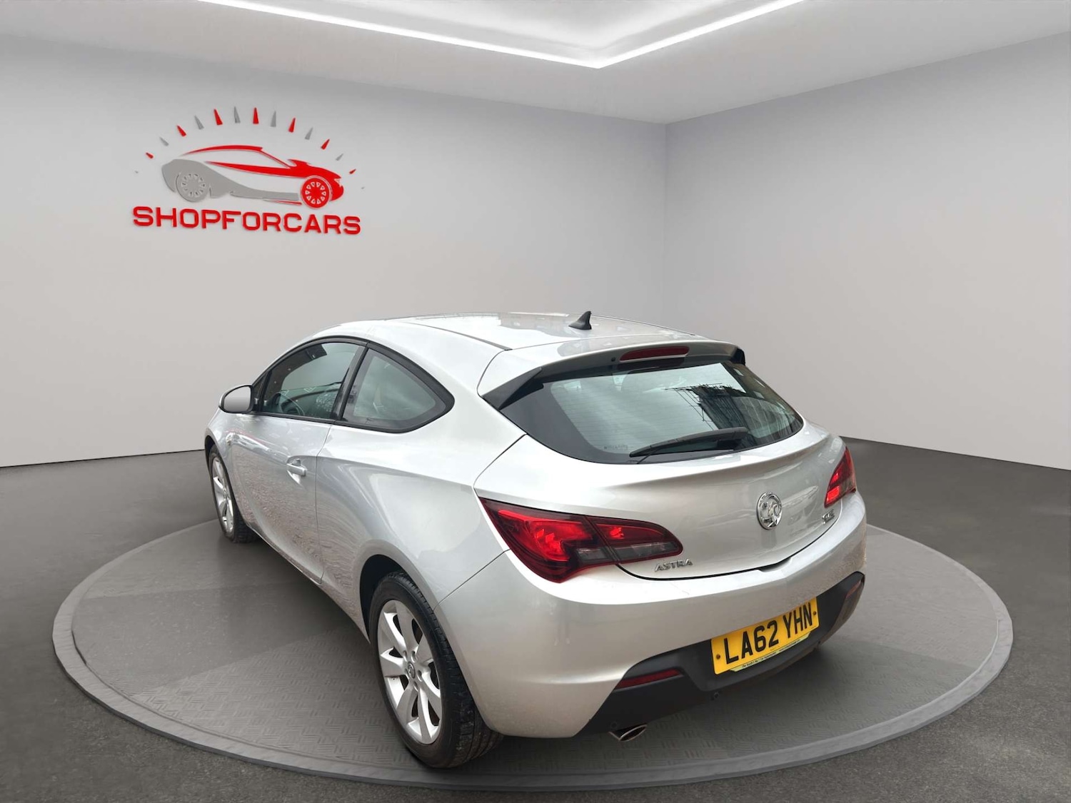 Used Vauxhall Astra 2012 for sale - 77877318: Photo 8