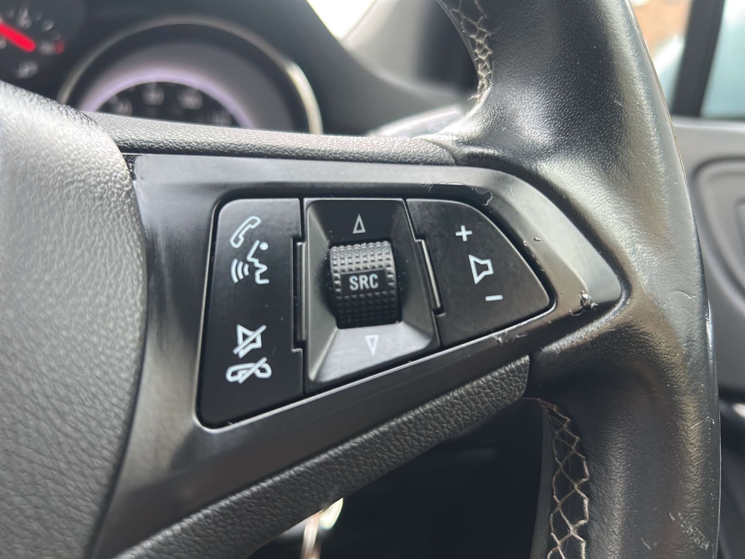 Used Vauxhall Astra 2017 for sale - 76830884: Photo 25