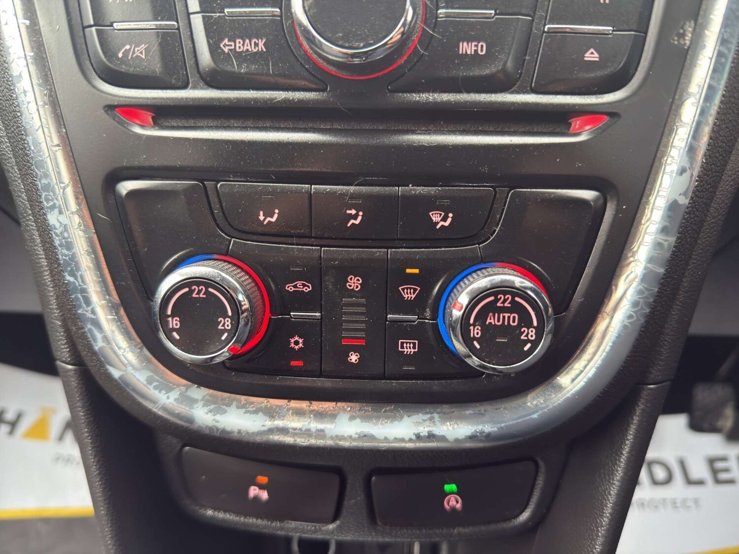 Used Vauxhall Mokka 2016 for sale - 76861625: Photo 37