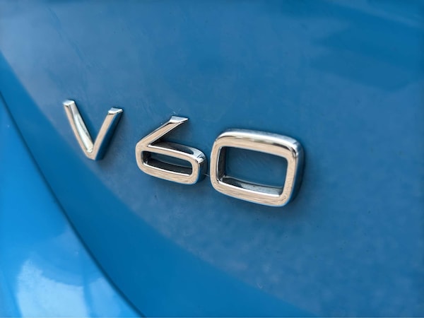 Used Volvo V60 2014 for sale - 76290968: Photo 53