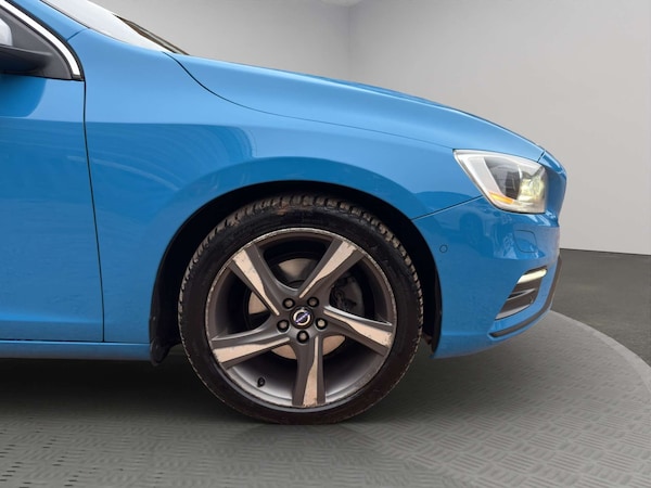 Used Volvo V60 2014 for sale - 76290968: Photo 55