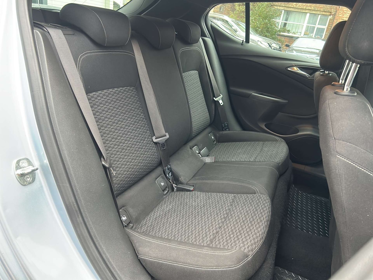 Used Vauxhall Astra 2017 for sale - 76642949: Photo 15