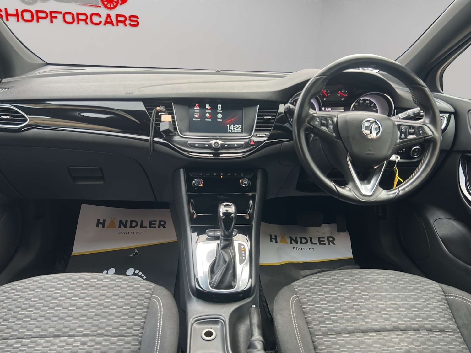 Used Vauxhall Astra 2017 for sale - 76642949: Photo 21