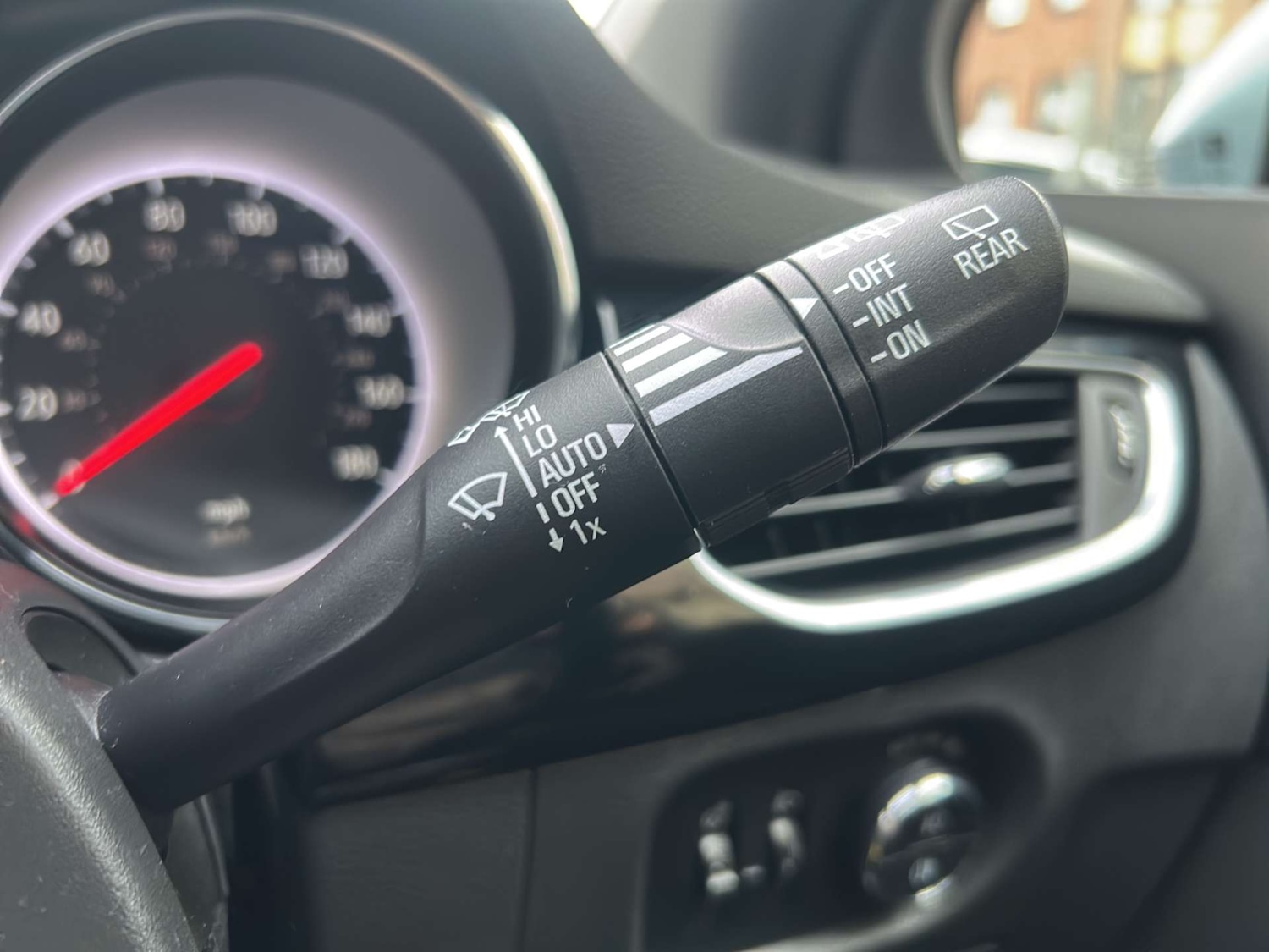 Used Vauxhall Astra 2017 for sale - 76642949: Photo 26