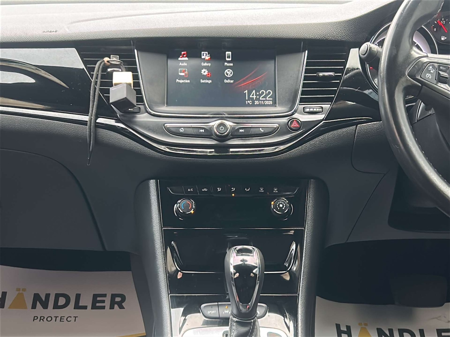 Used Vauxhall Astra 2017 for sale - 76642949: Photo 29