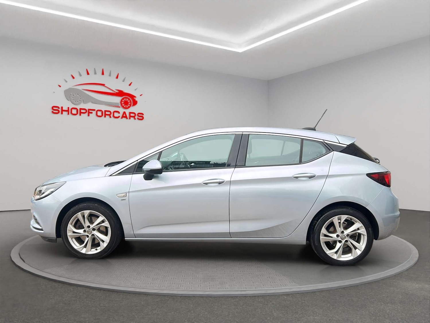 Used Vauxhall Astra 2017 for sale - 76642949: Photo 8