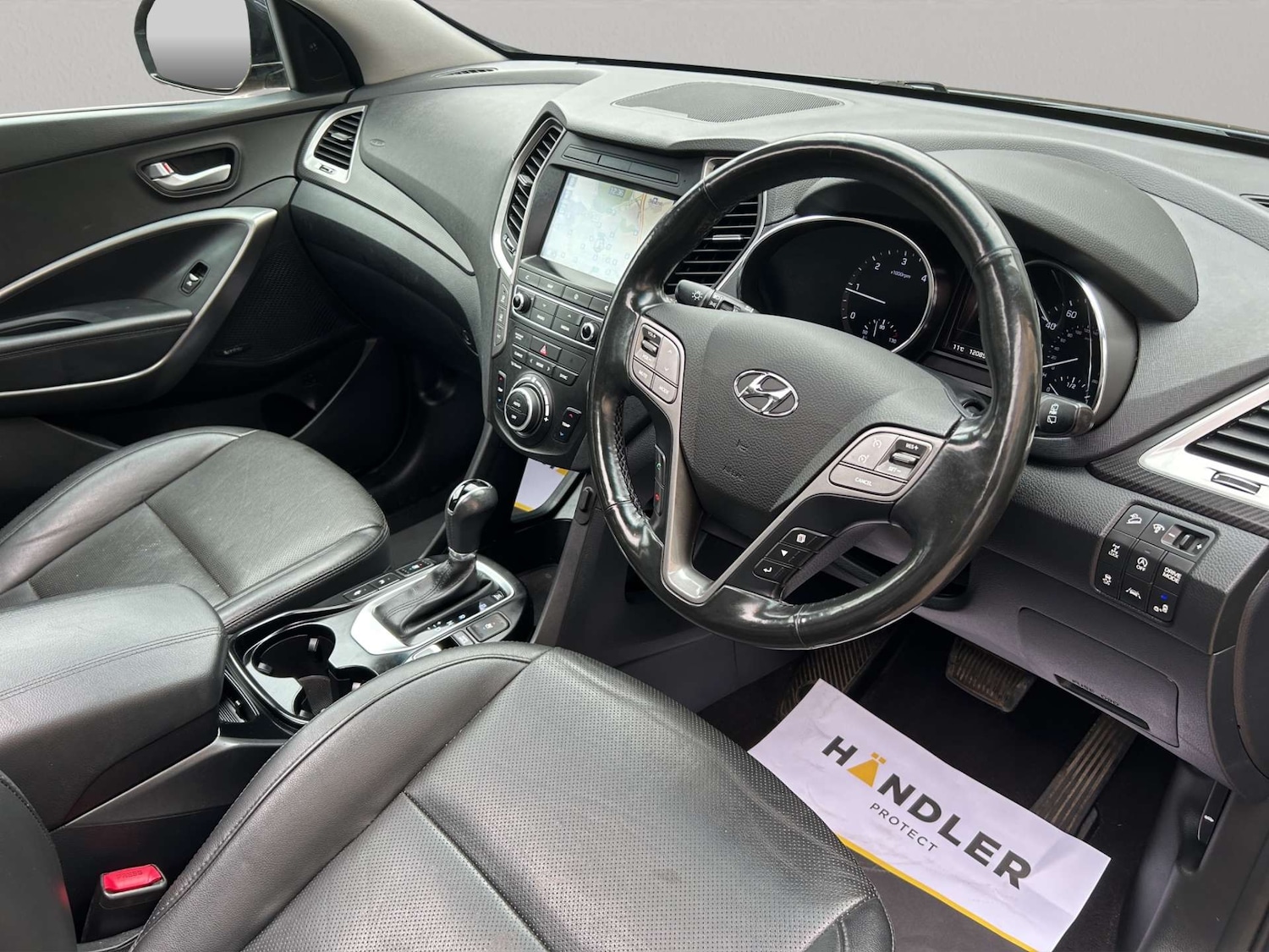 Used Hyundai Santa Fe 2017 for sale - 78124711: Photo 12