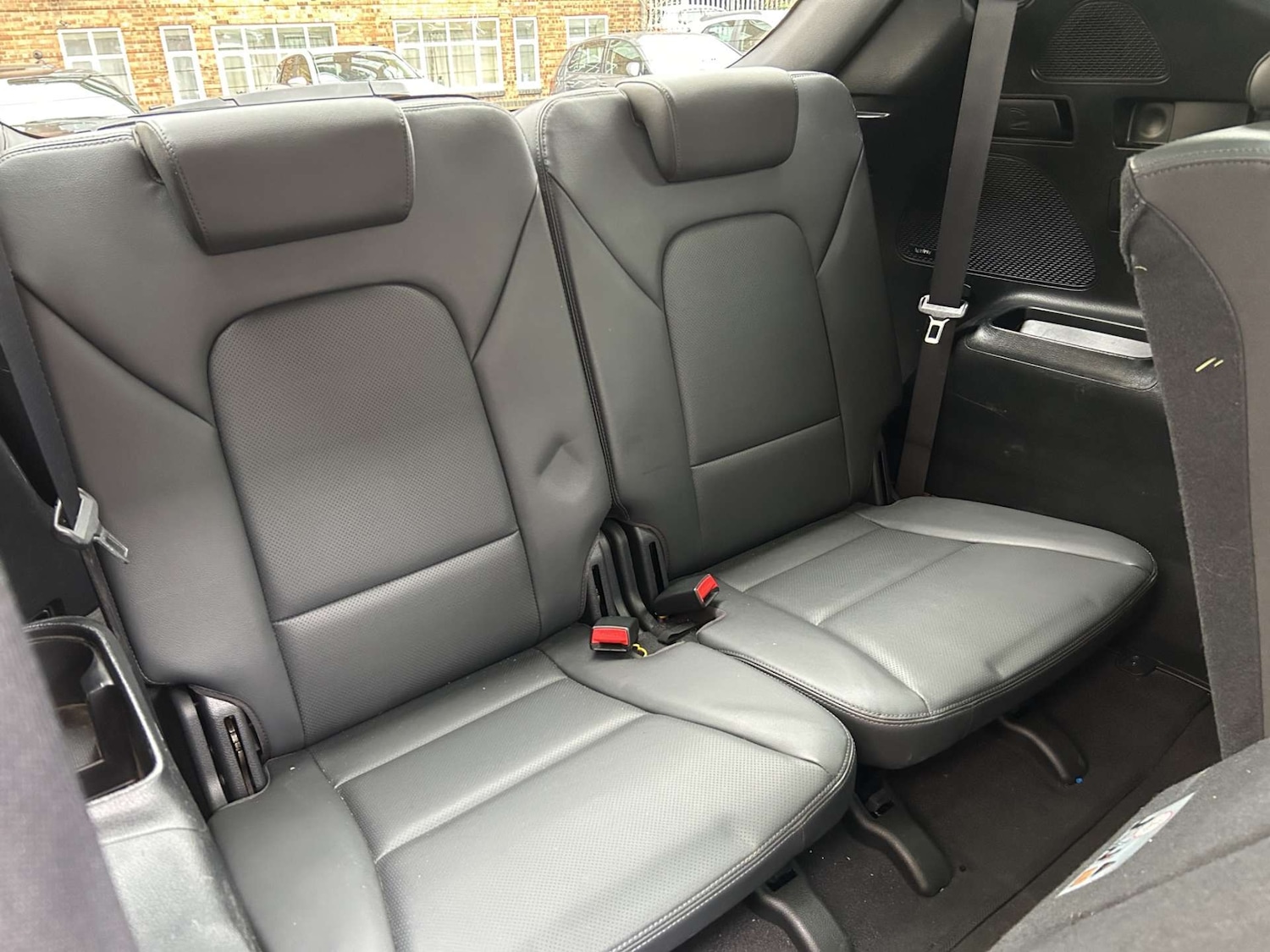 Used Hyundai Santa Fe 2017 for sale - 78124711: Photo 17