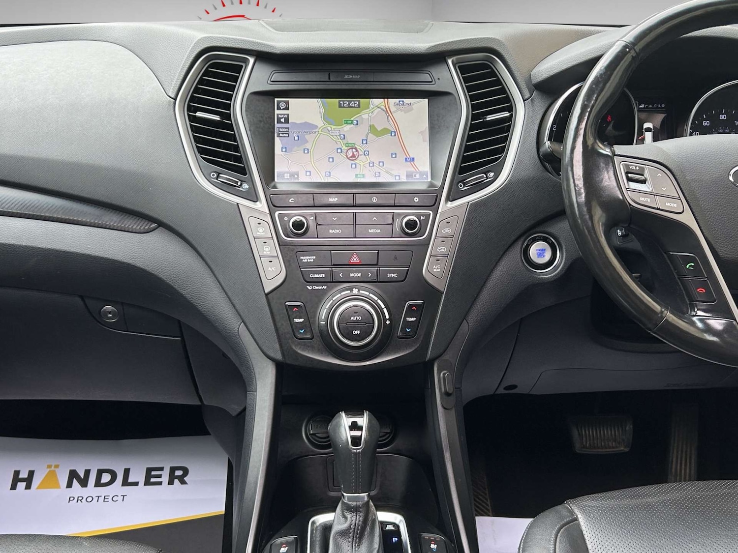 Used Hyundai Santa Fe 2017 for sale - 78124711: Photo 28