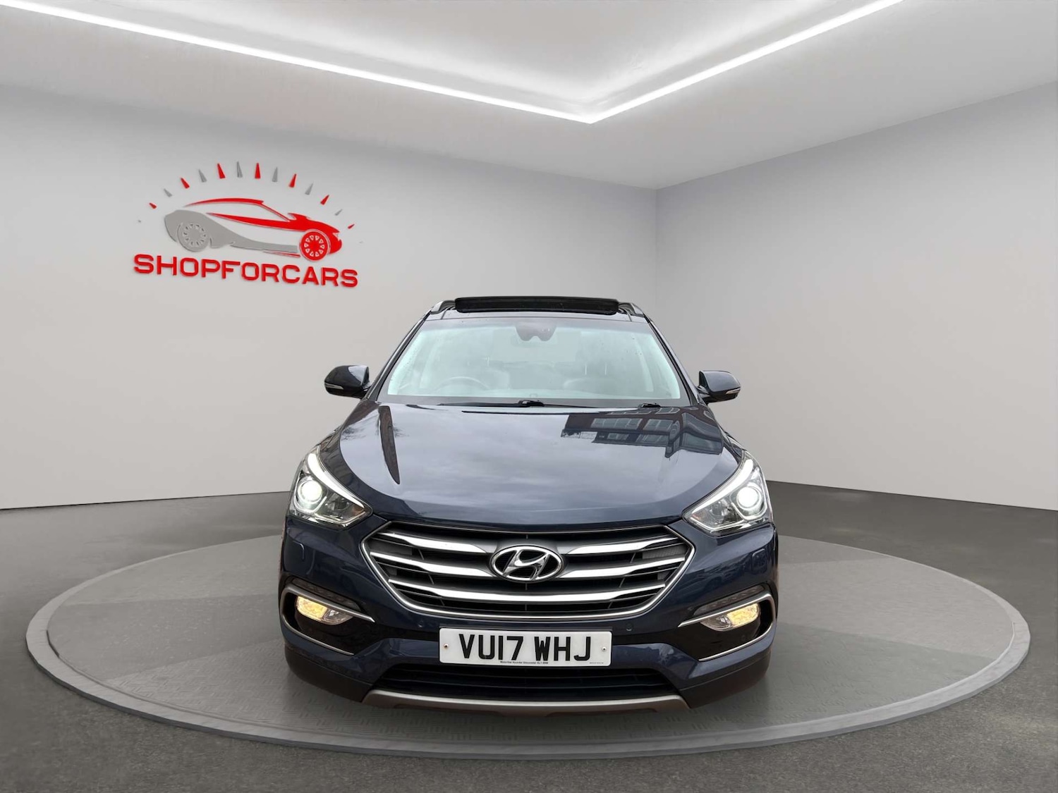 Used Hyundai Santa Fe 2017 for sale - 78124711: Photo 3